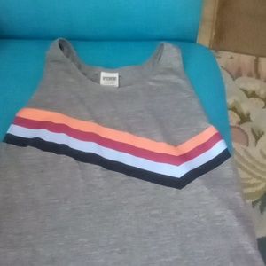 PINK razorback tank sz LG